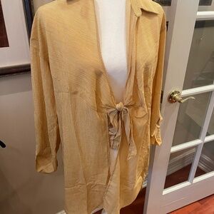 NWT Hem & Thread tunic in M